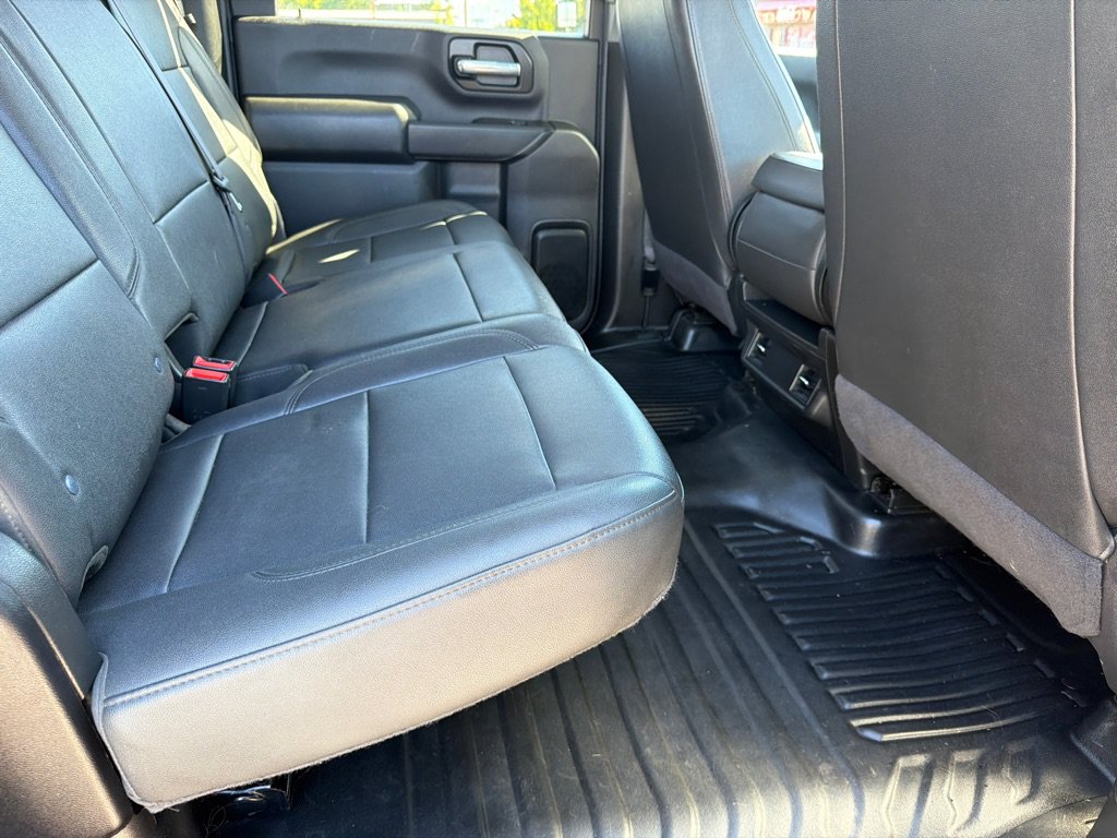 Used 2025 Chevrolet Silverado 3500 W/T AWD/4WD image 9