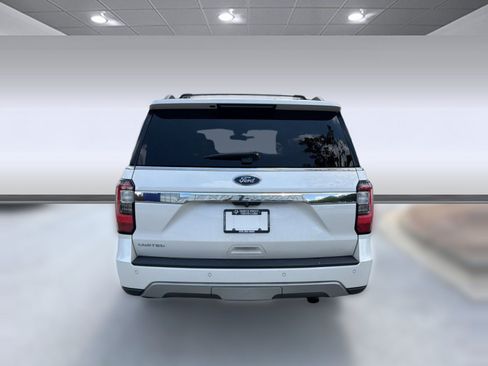 Used 2018 Ford Expedition Limited w/ Equipment Group 302A RWD image 10
