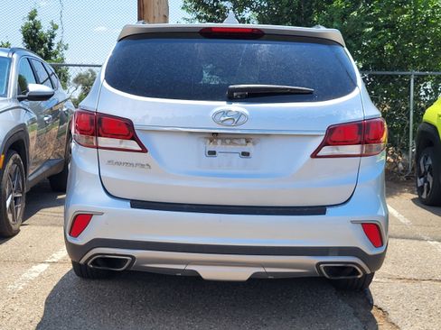 Used 2018 Hyundai Santa Fe SE w/ Cargo Package FWD image 26
