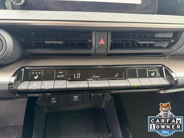 Used 2026 Toyota Prius XLE FWD image 4