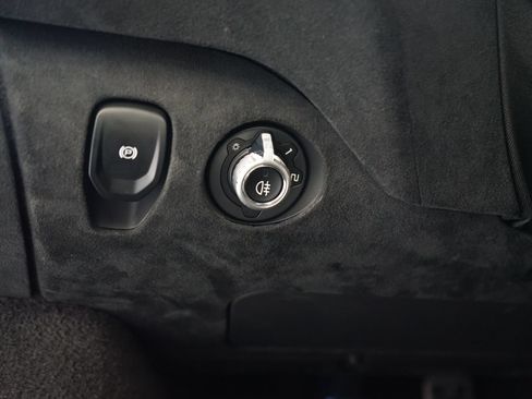 Used 2024 McLaren 750S RWD image 34