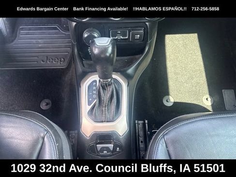 Used 2016 Jeep Renegade Limited AWD/4WD image 18