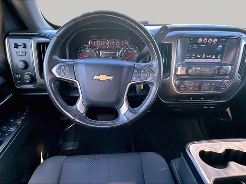 Used 2018 Chevrolet Silverado 1500 LT w/ All Star Edition AWD/4WD image 5