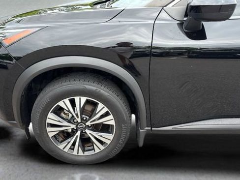 Used 2023 Nissan Rogue SV AWD/4WD image 28