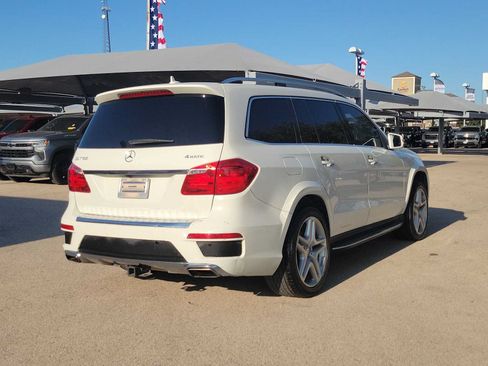 Used 2013 Mercedes-Benz GL 550 4MATIC image 8