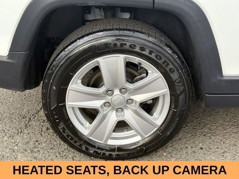 Used 2022 Jeep Compass Latitude AWD/4WD image 15