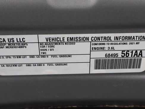 Used 2021 Chrysler Pacifica Touring-L image 12