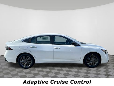 New 2026 Nissan Sentra SL FWD image 2