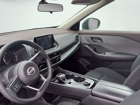 Used 2023 Nissan Rogue S image 15
