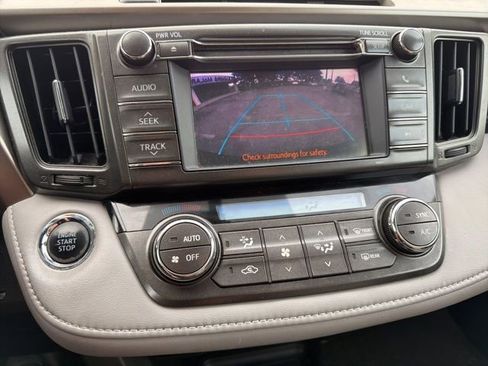 Used 2013 Toyota RAV4 Limited image 15