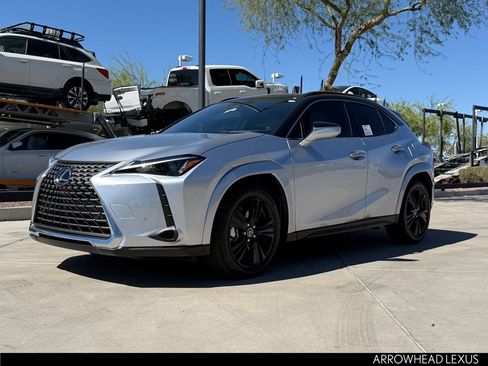 New 2026 Lexus UX 300h AWD image 2