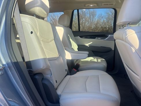 Certified 2025 Cadillac XT6 Premium Luxury w/ Technology Package image 52