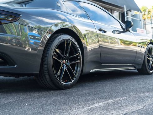 Used 2017 Maserati GranTurismo Sport RWD image 5
