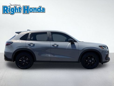 Certified 2024 Honda HR-V Sport image 9