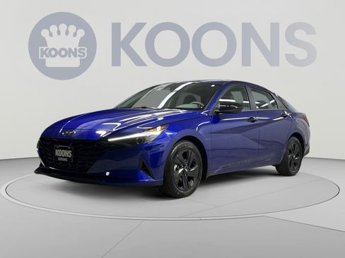 Used 2023 Hyundai Elantra SEL FWD image 1