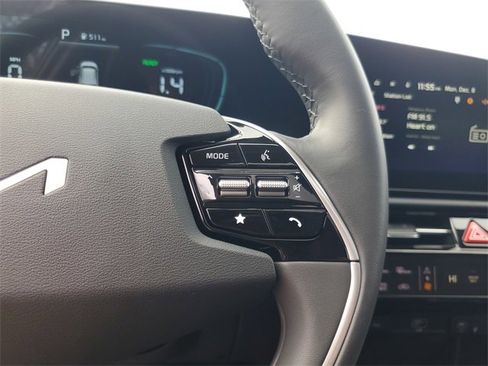 New 2026 Kia Niro EX image 19