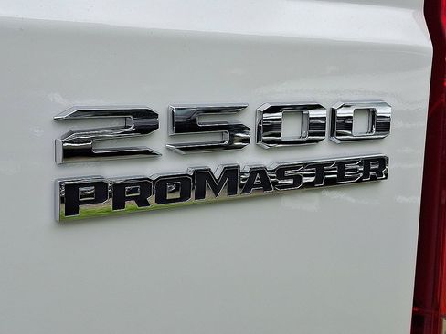 Used 2026 RAM ProMaster 2500 w/ Convenience Group FWD image 30
