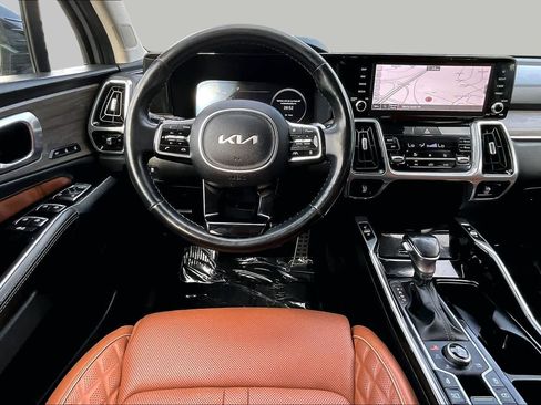 Used 2023 Kia Sorento SX Prestige AWD/4WD image 6