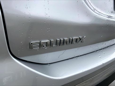 Used 2020 Chevrolet Equinox LT FWD image 30