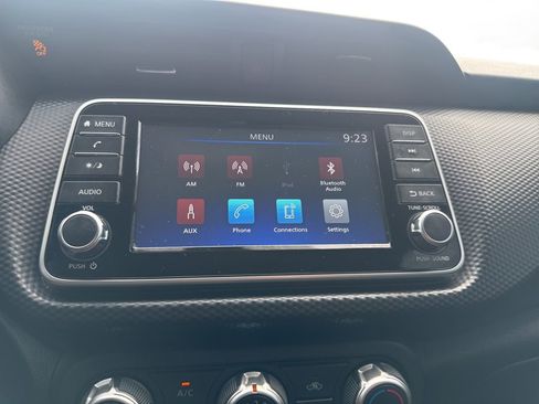 Certified 2024 Nissan Kicks S FWD image 37