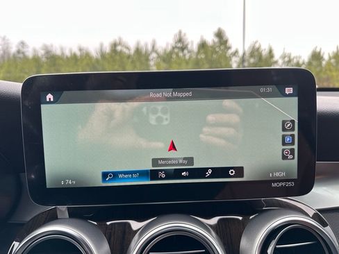 Certified 2022 Mercedes-Benz GLC 300 4MATIC image 8