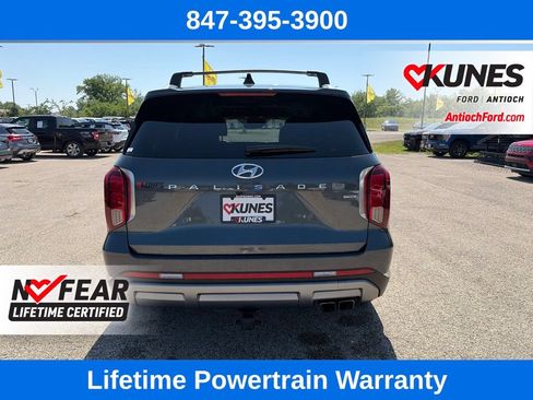 Used 2023 Hyundai Palisade Limited AWD/4WD image 5