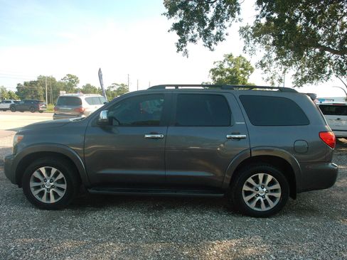 Used 2014 Toyota Sequoia Limited RWD image 9