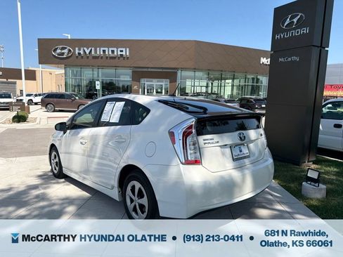 Used 2013 Toyota Prius Three FWD image 3
