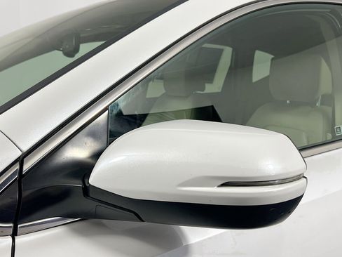 Used 2020 Honda CR-V Touring image 12