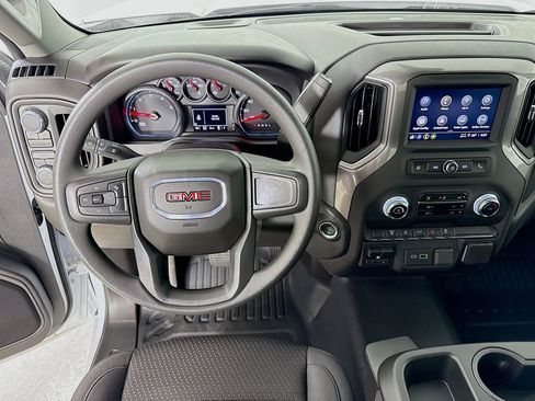 New 2025 GMC Sierra 3500 Pro image 24