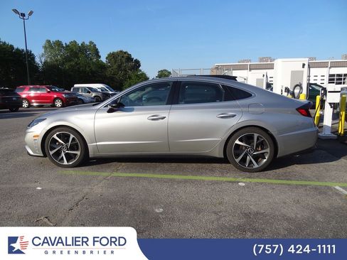 Used 2021 Hyundai Sonata SEL Plus w/ Tech Package FWD image 6