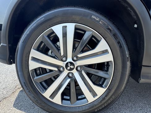 Used 2025 Mitsubishi Outlander Sport AWD image 18