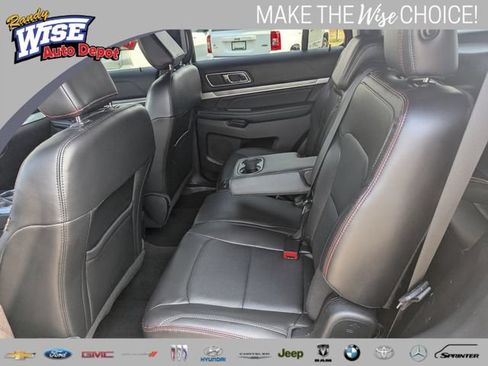 Used 2018 Ford Explorer Sport AWD/4WD image 18