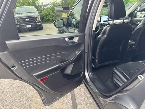 Certified 2022 Ford Escape SEL image 12