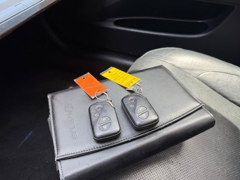 Used 2011 Lexus ES 350 FWD image 20