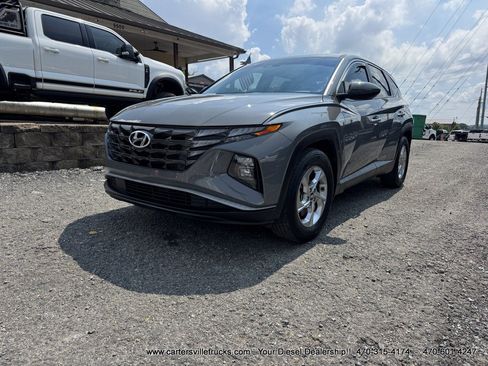 Used 2024 Hyundai Tucson SE FWD image 3
