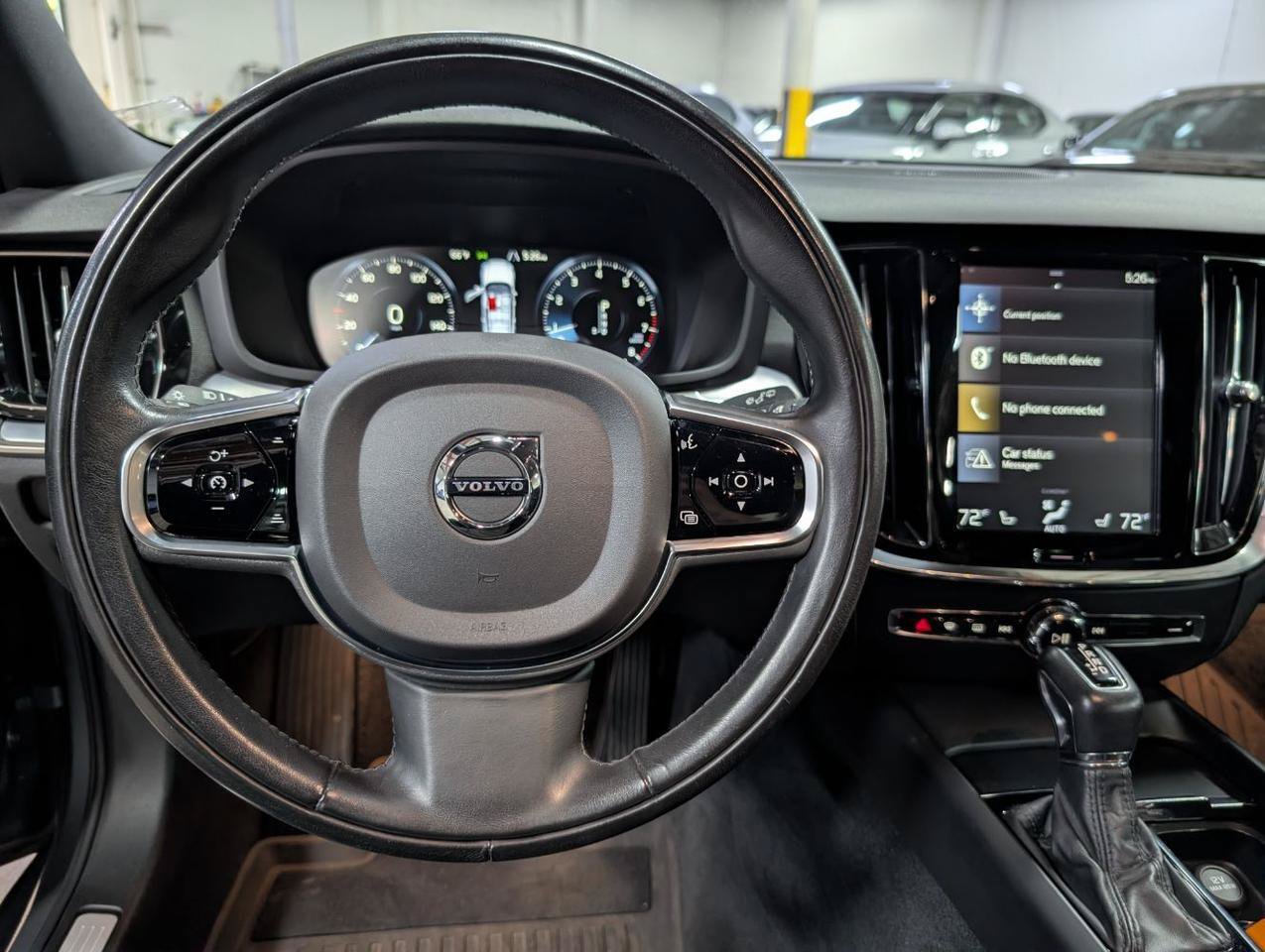 Used 2020 Volvo V60 T5 Momentum FWD image 11