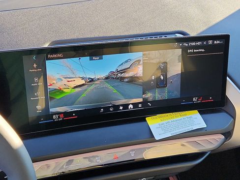 Used 2025 BMW X3 xDrive30i w/ Premium Package image 16