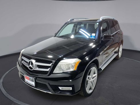 Used 2010 Mercedes-Benz GLK 350 4MATIC image 1