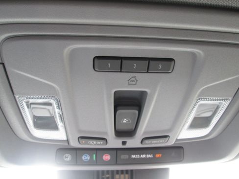 New 2025 GMC Sierra 2500 SLT w/ SLT Premium Package image 23