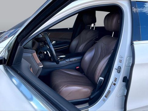 Used 2020 Mercedes-Benz S 560 Sedan image 8