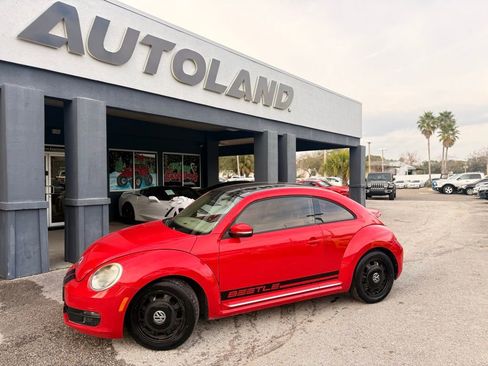Used 2015 Volkswagen Beetle 1.8T image 1