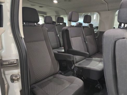 Used 2024 Ford Transit 350 XLT image 41