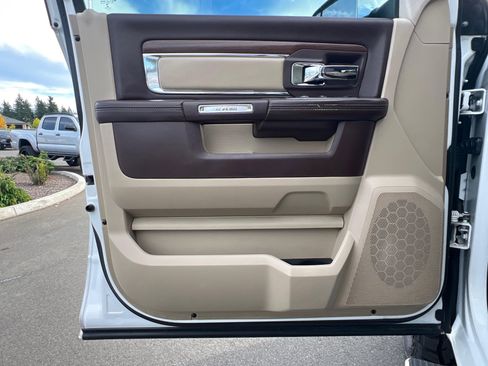 Used 2015 RAM 2500 Laramie image 23