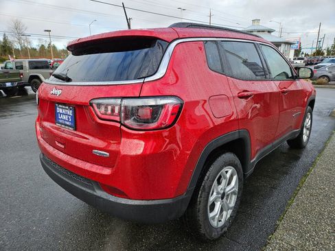 New 2026 Jeep Compass Latitude image 5