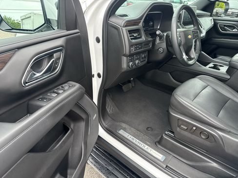 Used 2023 Chevrolet Tahoe LT w/ LT Signature Package AWD/4WD image 14