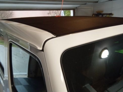 Used 2022 Jeep Wrangler Unlimited Sahara w/ Cold Weather Group image 5