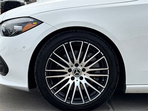 Used 2023 Mercedes-Benz C 300 4MATIC Sedan image 6