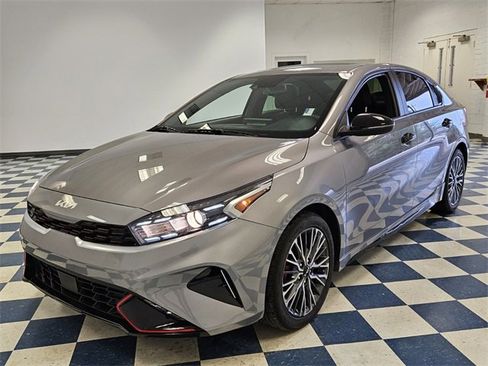 Used 2024 Kia Forte GT-Line w/ GT-Line Premium Package image 3