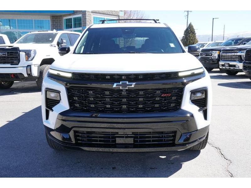 New 2026 Chevrolet Traverse RS w/ LPO, Floor Liner Package AWD/4WD image 2